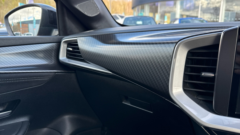 Vauxhall Mokka 100kW Ultimate 50kWh 5dr Auto Electric Hatchback